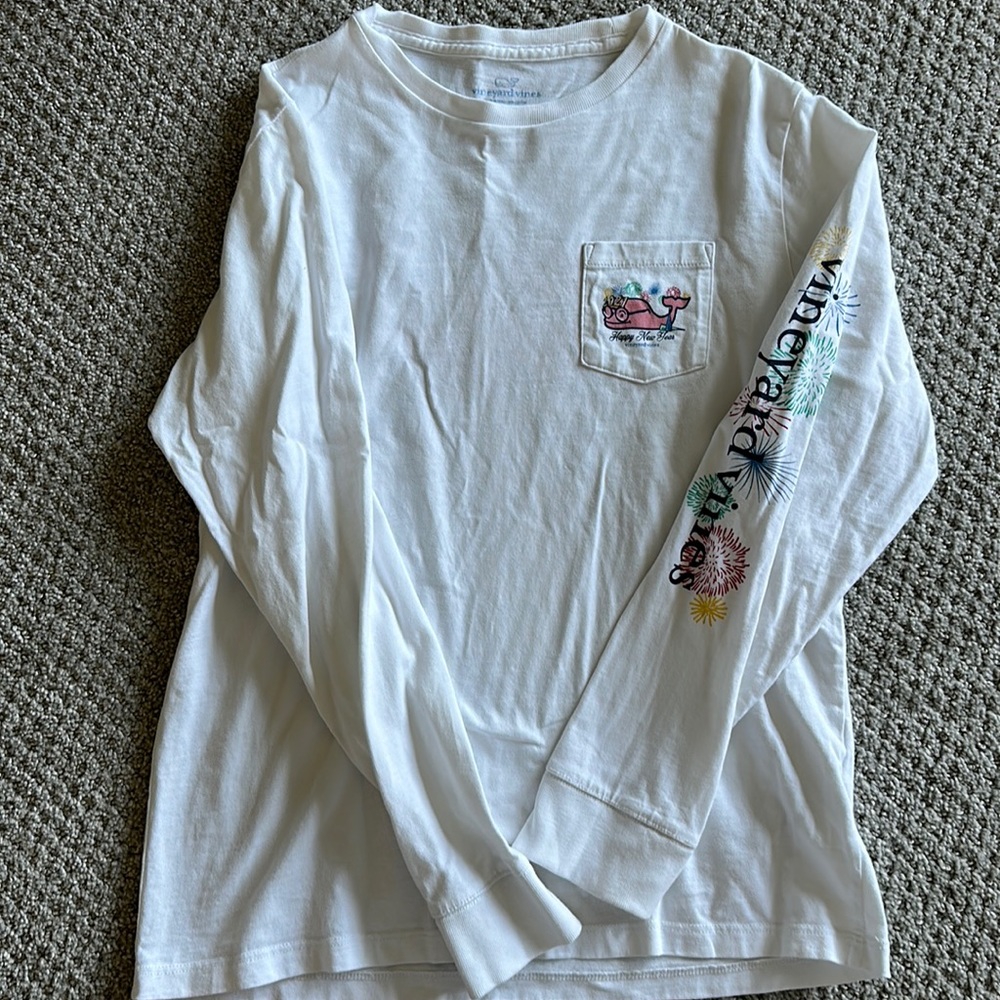 Vineyard vines boys medium no fading smoke free home long sleeve tee